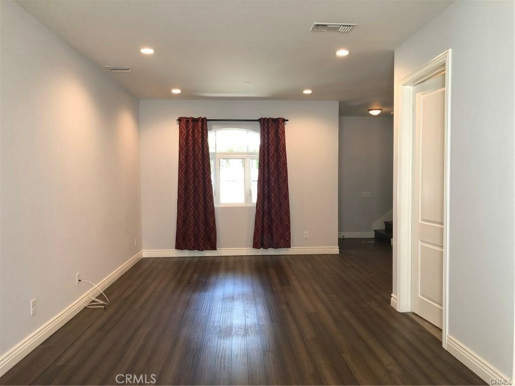 Property Photo:  683 N 1st Avenue C  CA 91006 