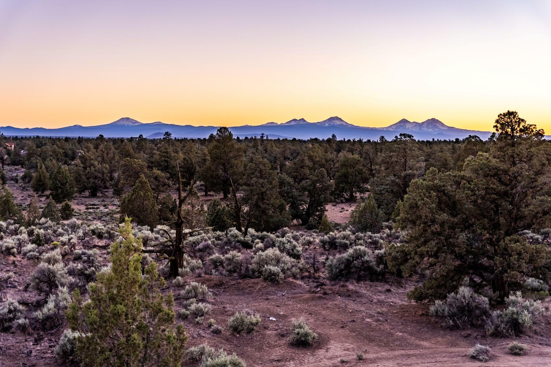 Property Photo: 25400 Alpine Lane OR 97701