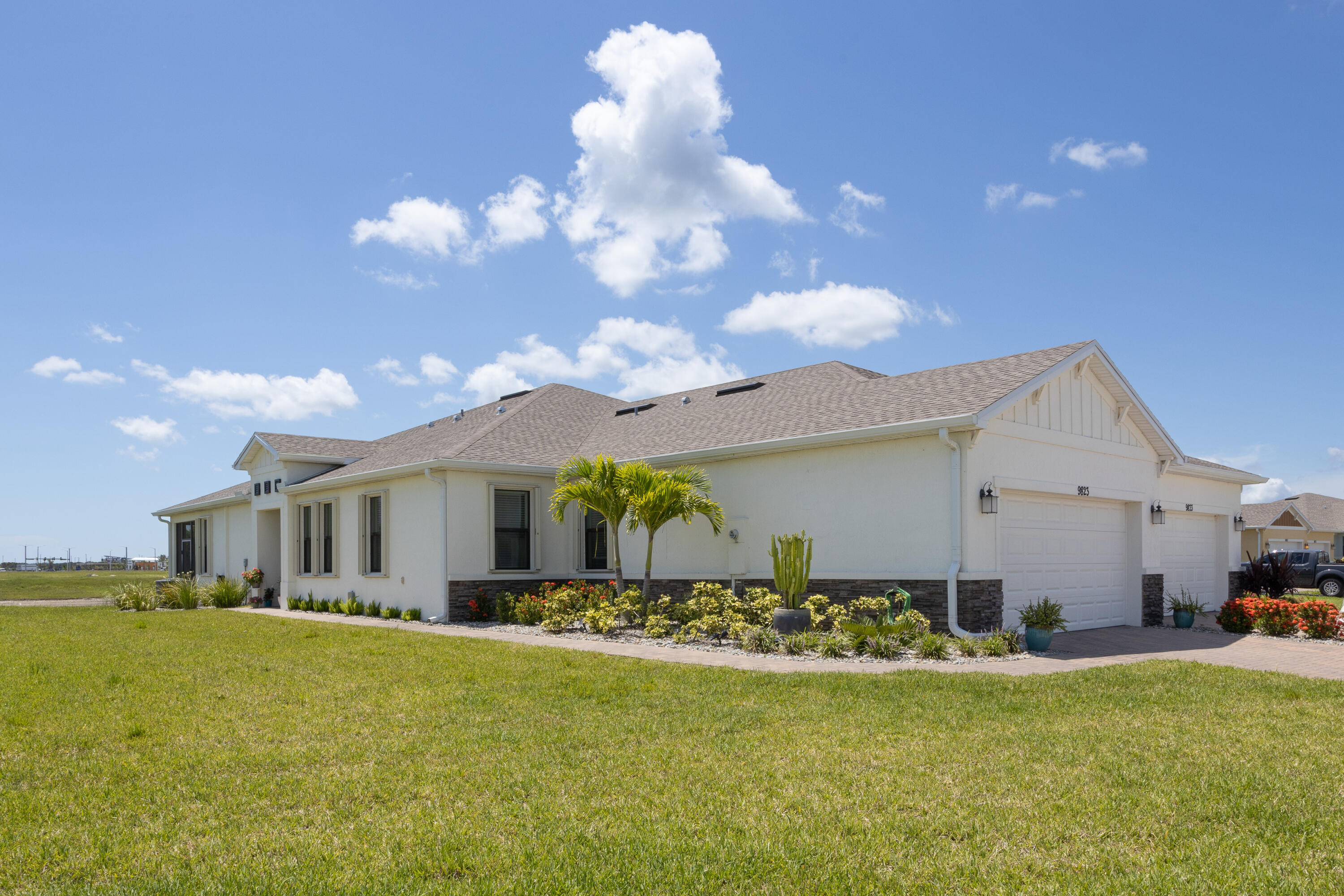 Property Photo:  9823 Alister Drive  FL 32940 