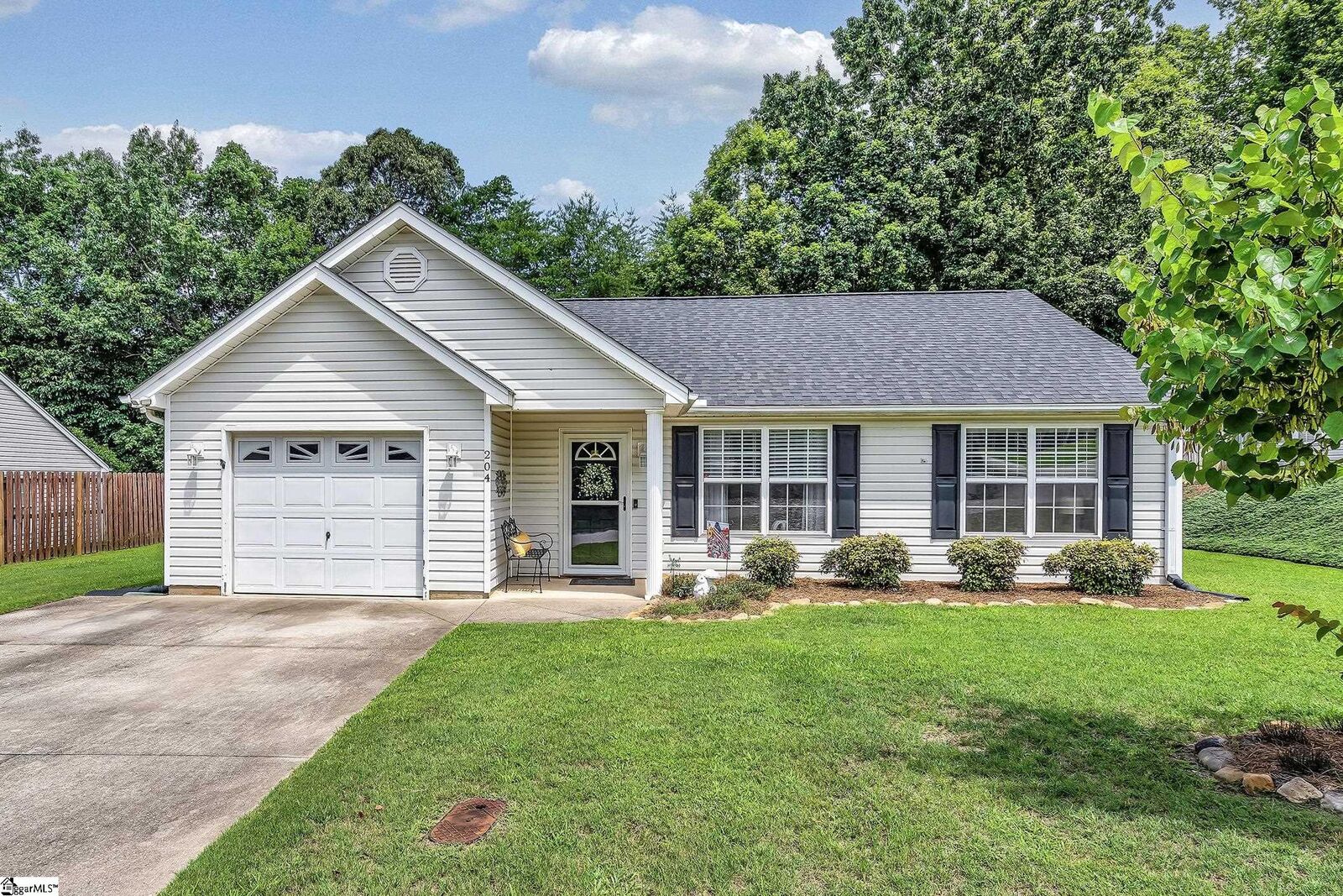 Property Photo: 204 Rivers Edge SC 29642