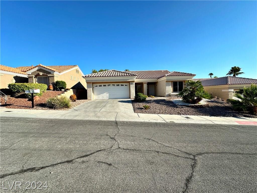 Property Photo: 10804 Brinkwood Avenue NV 89134