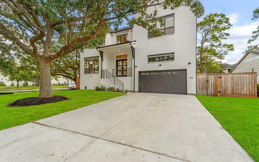 Property Photo: 5003 Yarwell Drive TX 77096
