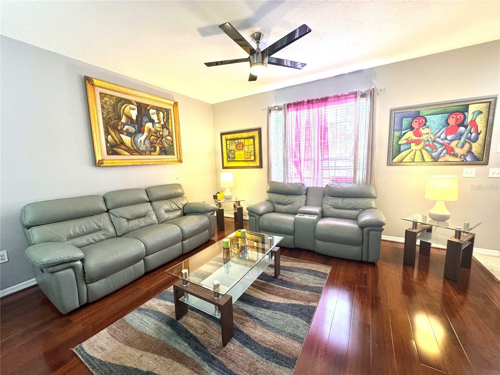 Property Photo: 6546 Marlberry Way FL 33773