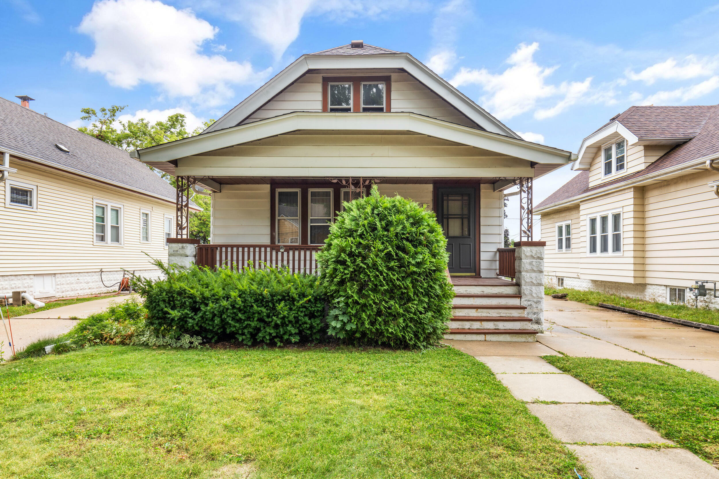 Property Photo:  8829 W Orchard St  WI 53214 