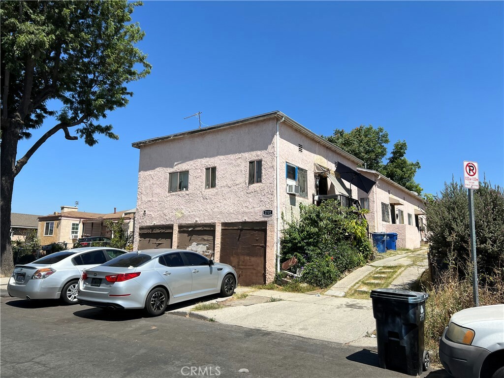 Property Photo:  2737 Pomeroy Avenue  CA 90033 