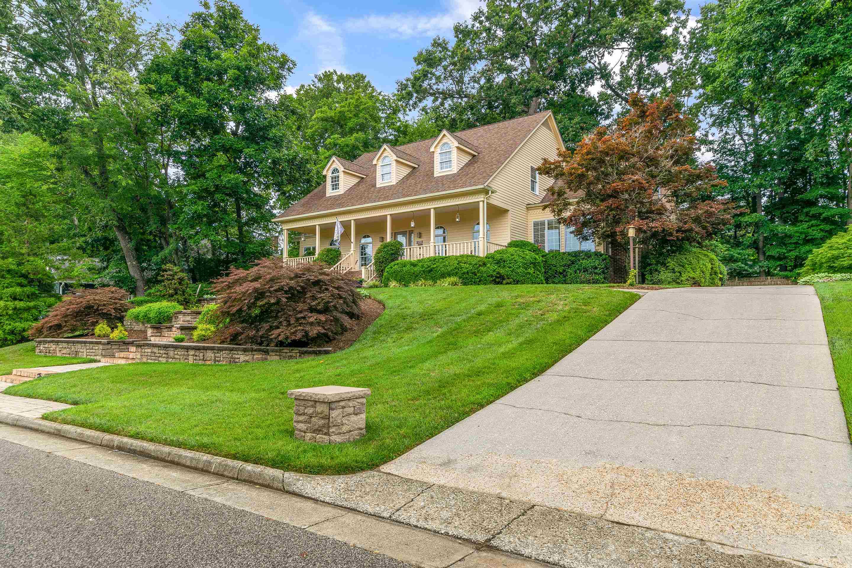 Property Photo:  2908 Wakefield Drive  VA 24060 