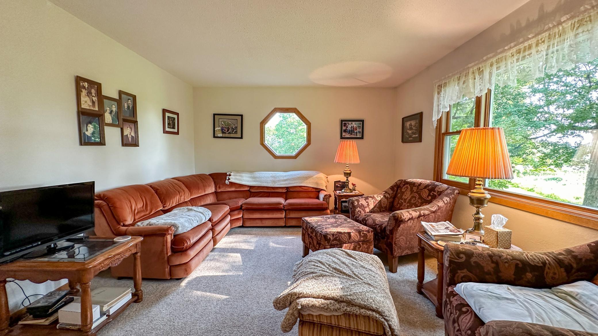 Property Photo: 33119 County Road 3 MN 56310
