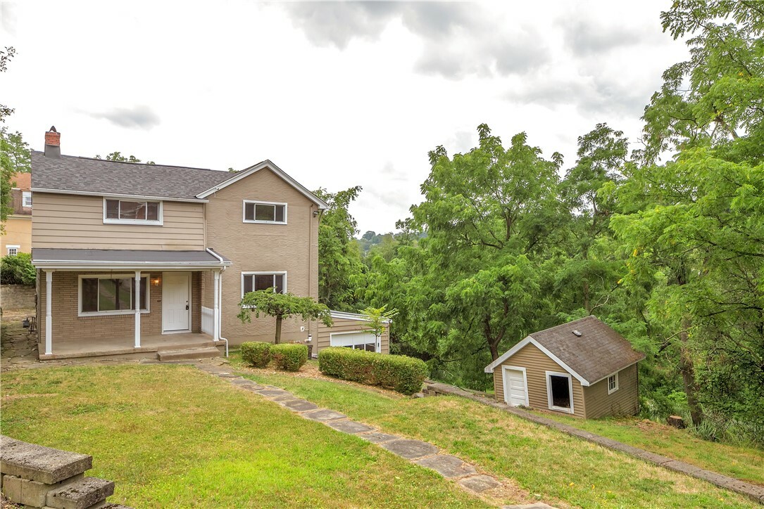 Property Photo:  340 Pointview Rd  PA 15227 