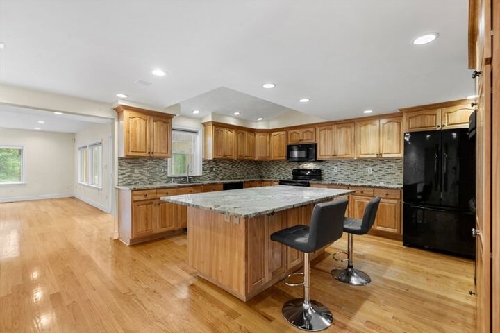 Property Photo: 176 Burlington St 176 MA 02420