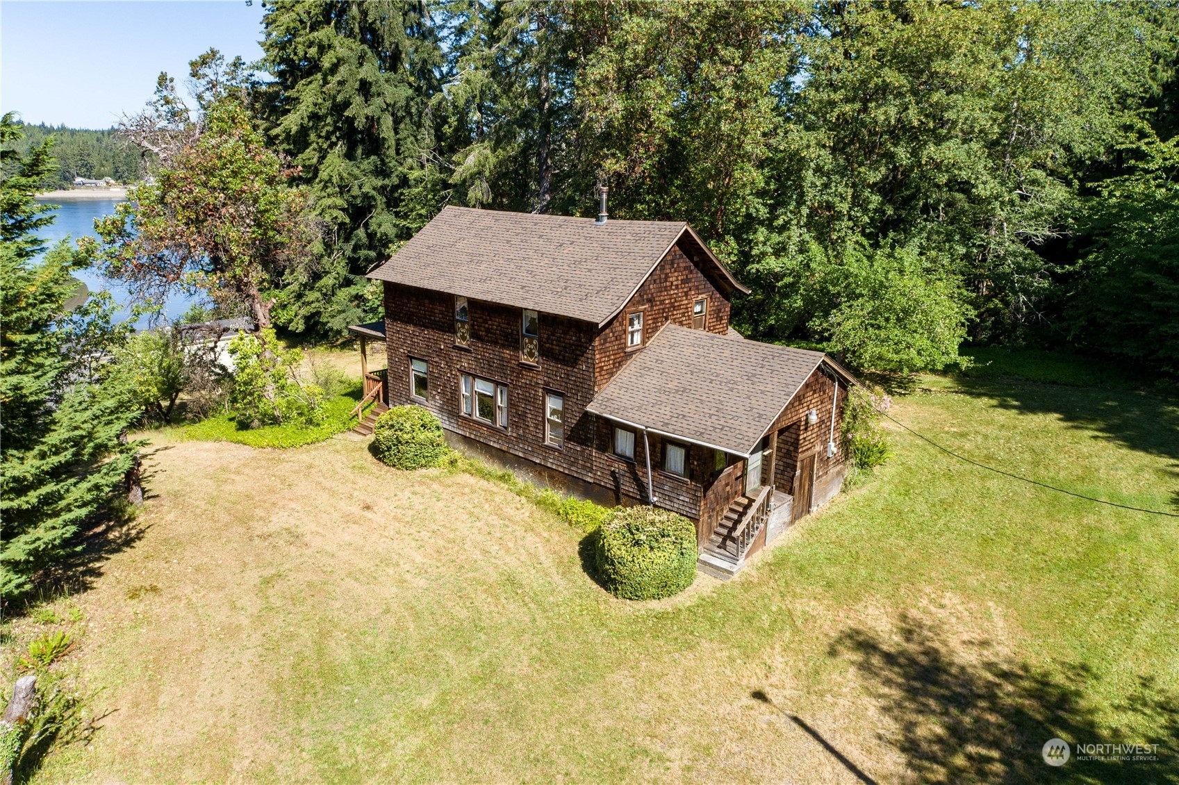 Property Photo:  191 E North Island Drive  WA 98584 