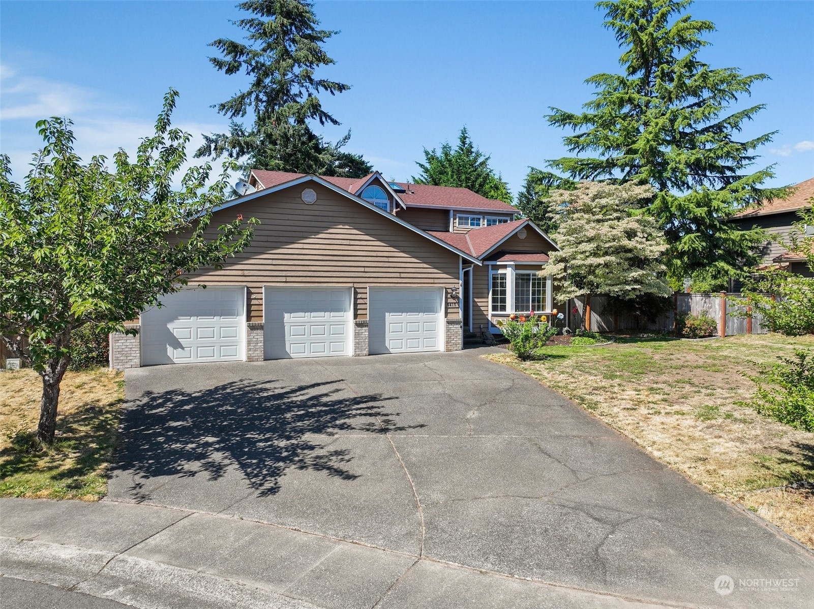 Property Photo:  9415 137th Street E  WA 98373 