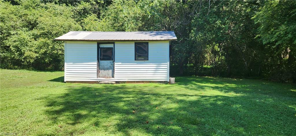 Property Photo:  241 Jolly Street  NC 28659 