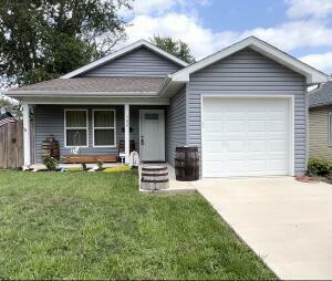Property Photo: 702 Fairground MO 65265