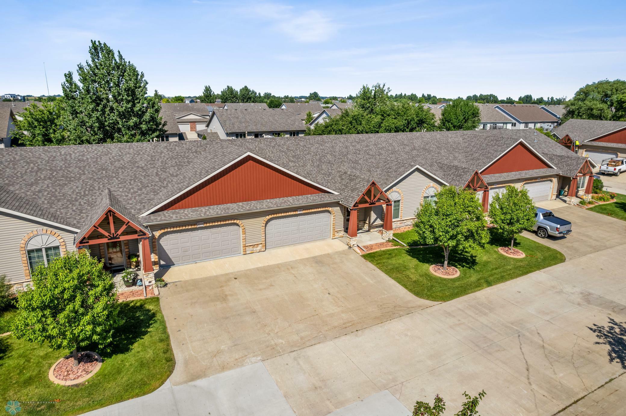 Property Photo: 520 19th Avenue W ND 58078