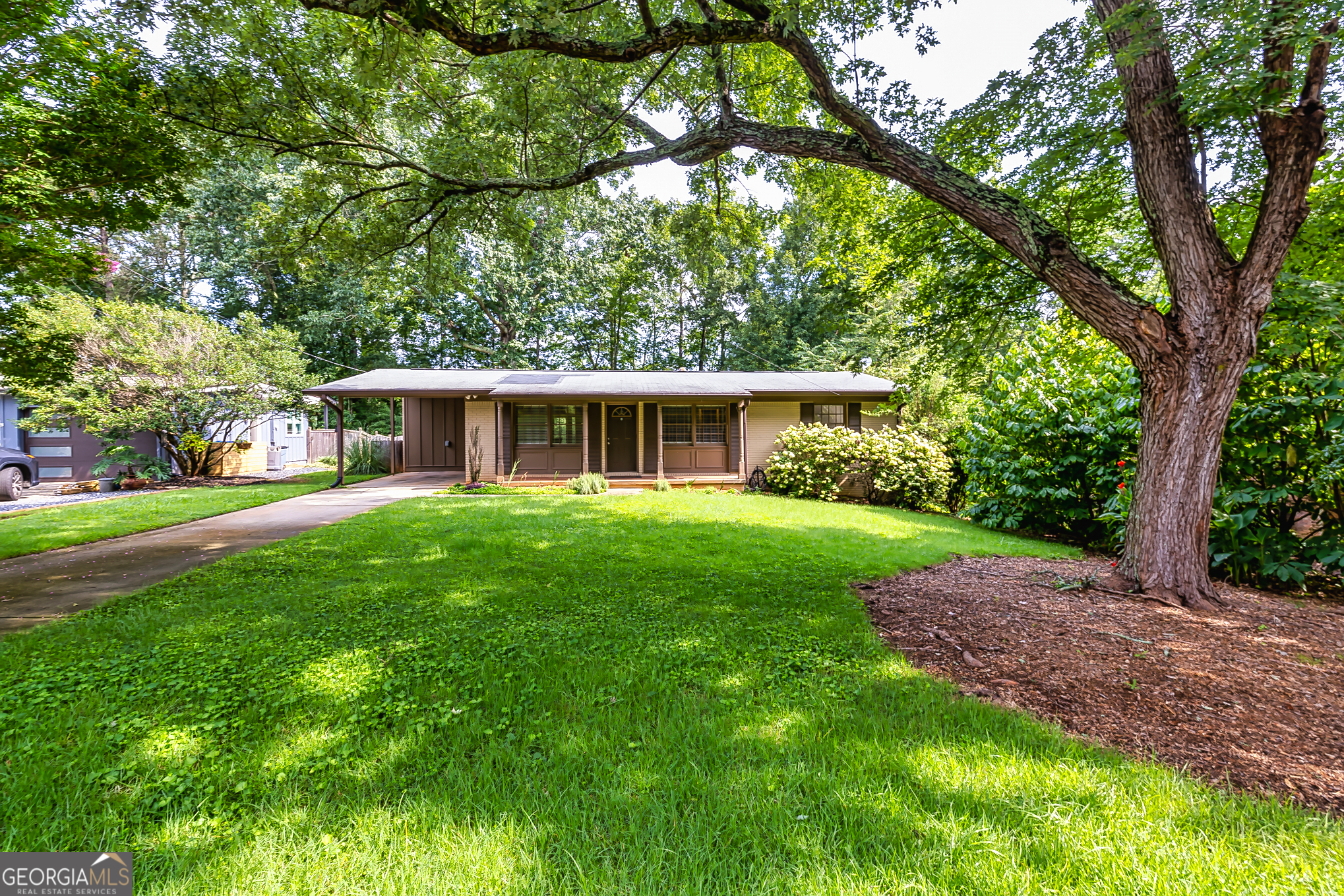 Property Photo:  2638 Shetland Drive  GA 30033 