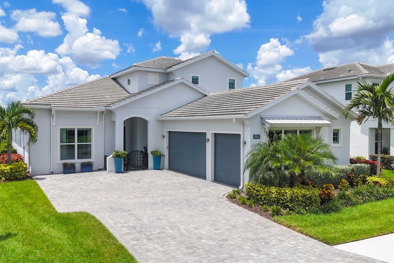 Property Photo:  17654 Azul Drive  FL 34202 