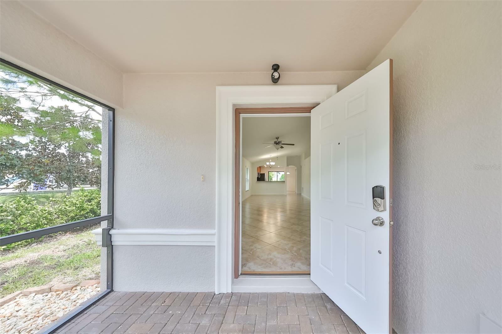 Property Photo:  10116 Newminster Loop  FL 33573 