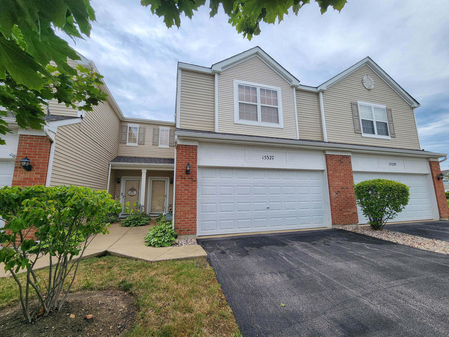 Property Photo:  15327 Kenmare Circle  IL 60442 