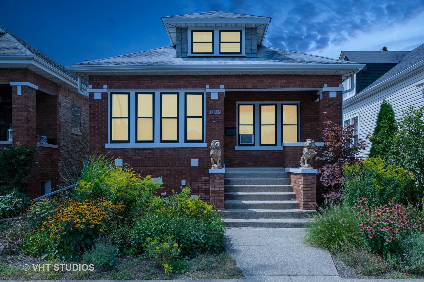 Property Photo:  1408 S Lombard Avenue  IL 60402 