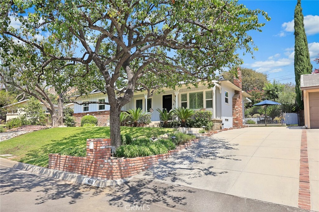 Property Photo:  460 Granite Avenue  CA 91016 