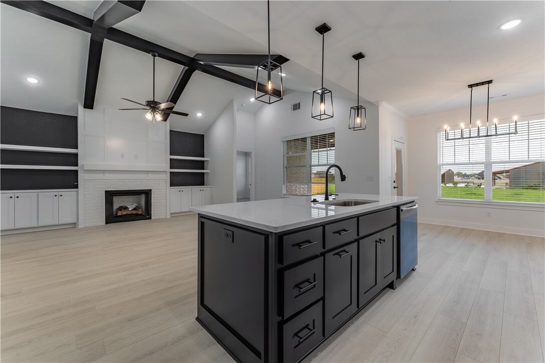 Property Photo:  4990 Farmhouse Street  AR 72762 