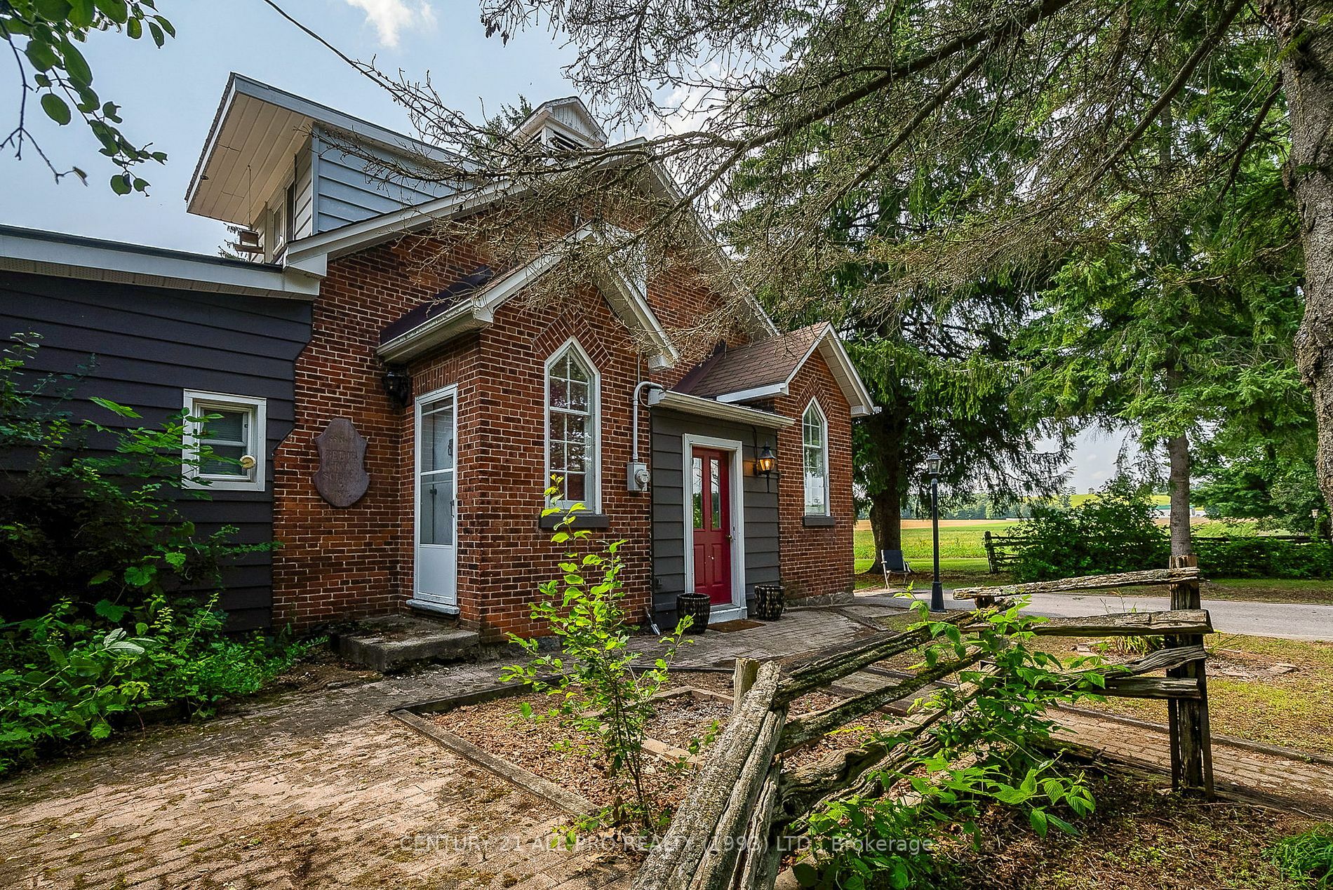 Property Photo:  3826 Vic Lightle Rd  ON L1A 3V6 