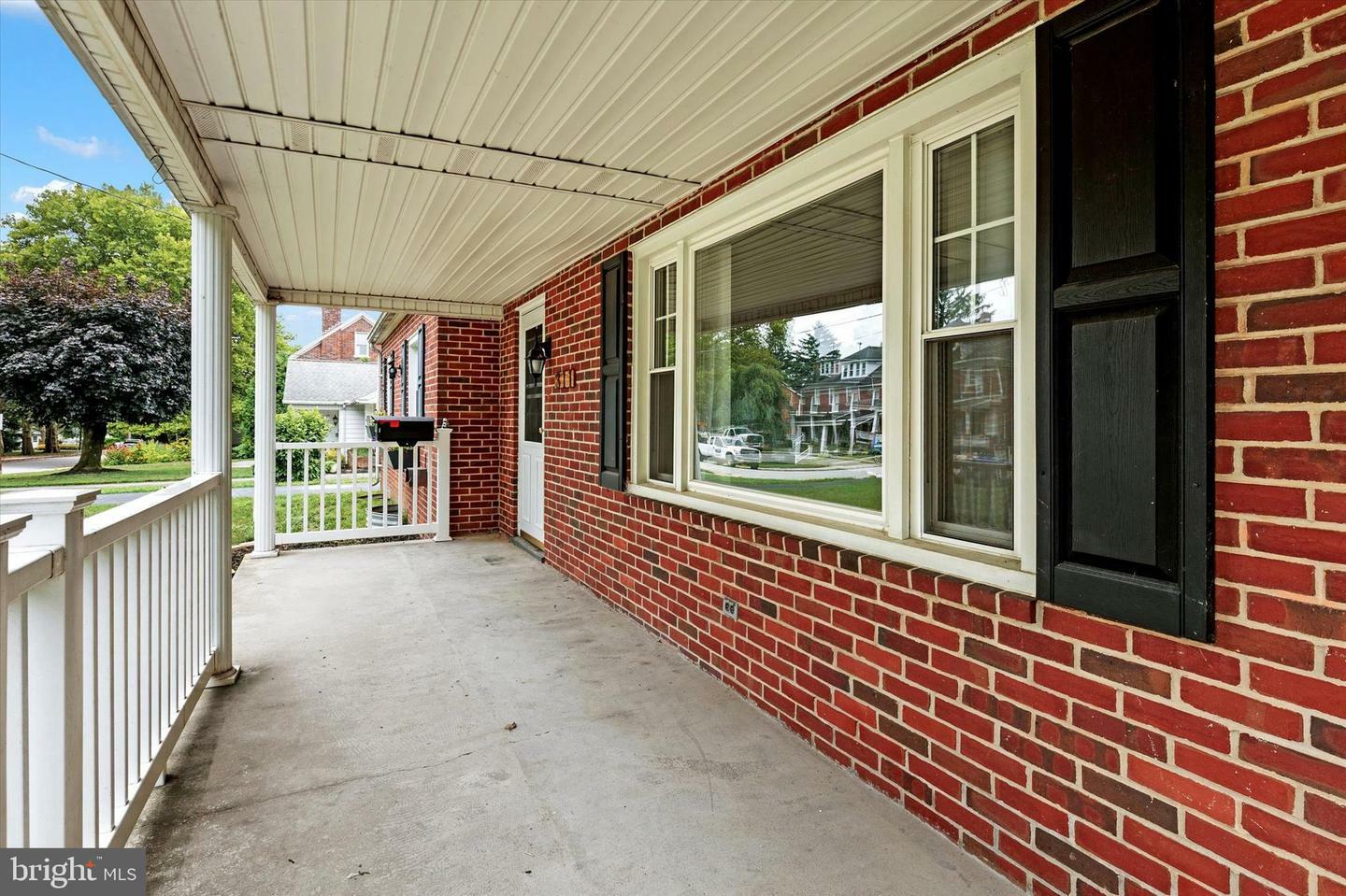 Property Photo:  311 Boundary Avenue  PA 17356 