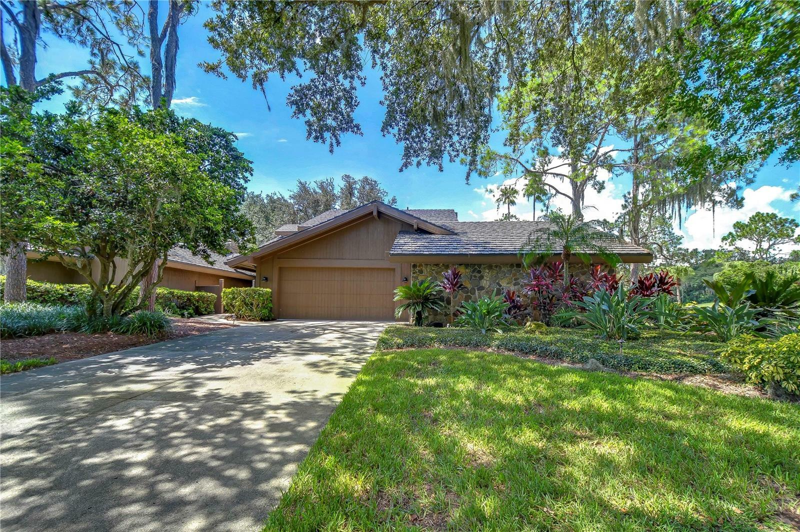 Property Photo:  29909 Baywood Lane  FL 33543 