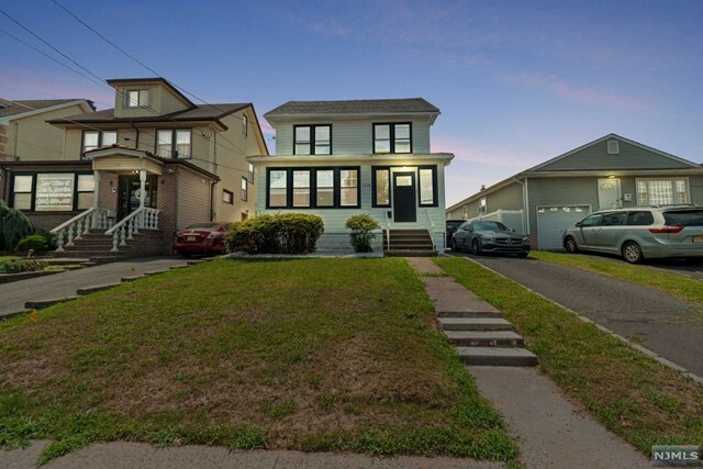 Property Photo:  1126 South Elmora Avenue  NJ 07202 