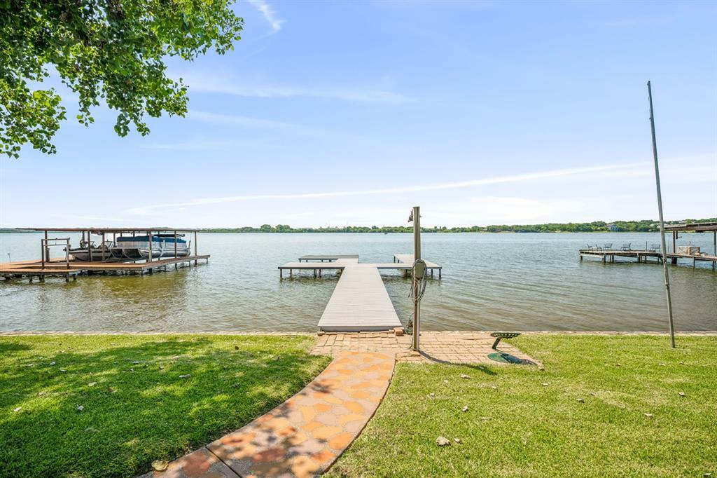 Property Photo:  4433 Wildwood Circle  TX 76049 