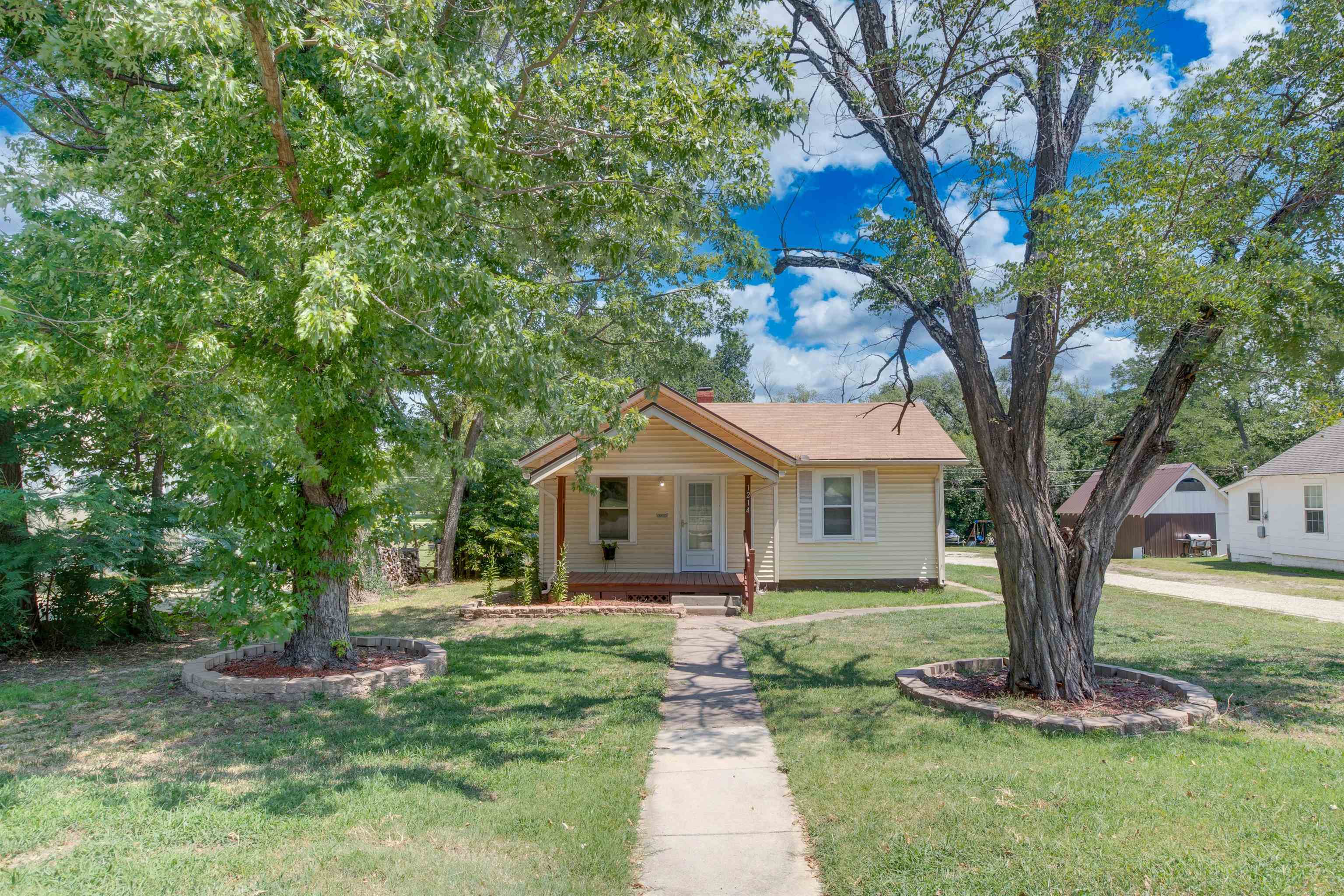 Property Photo:  1214 N Ohio  KS 67010 