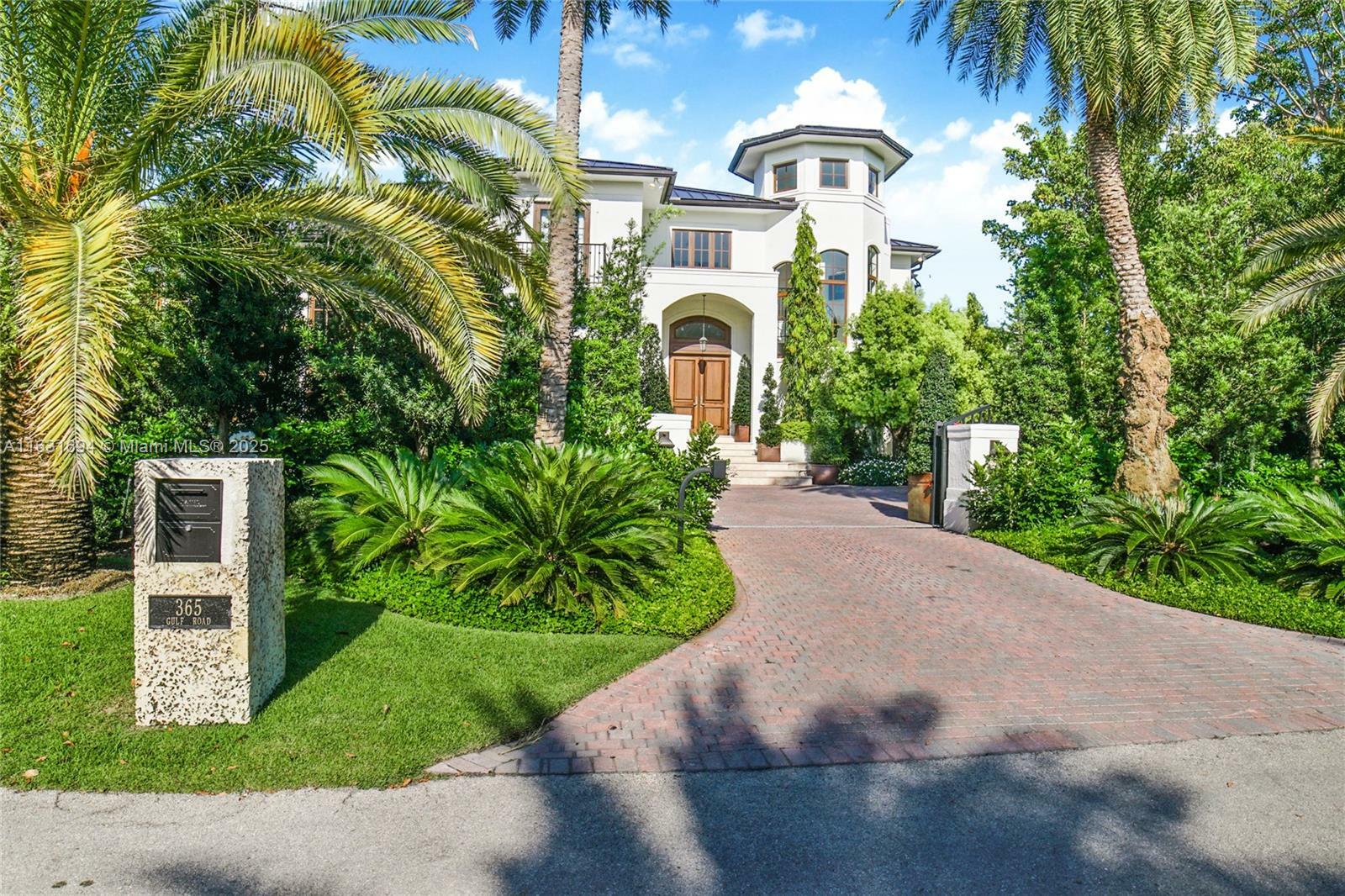 Property Photo: 365 Gulf Rd FL 33149