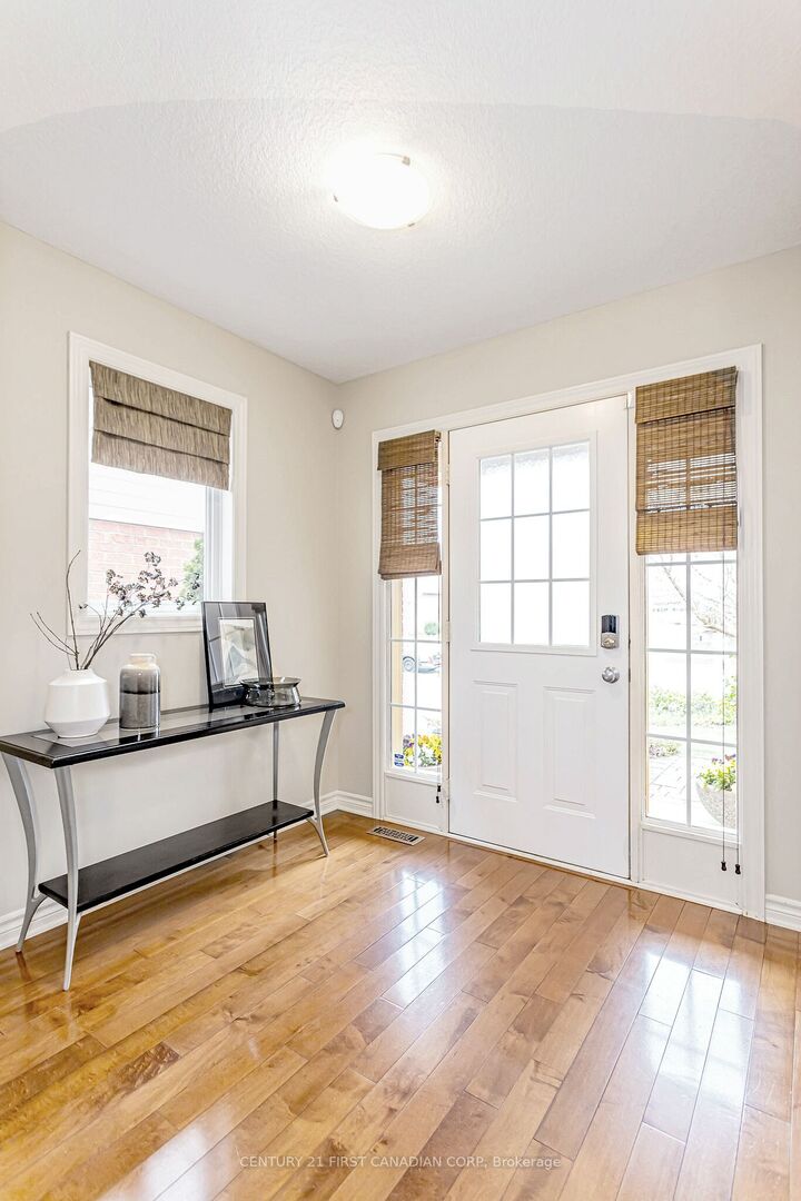 Property Photo:  1822 Gough Ave  ON N5X 4P6 