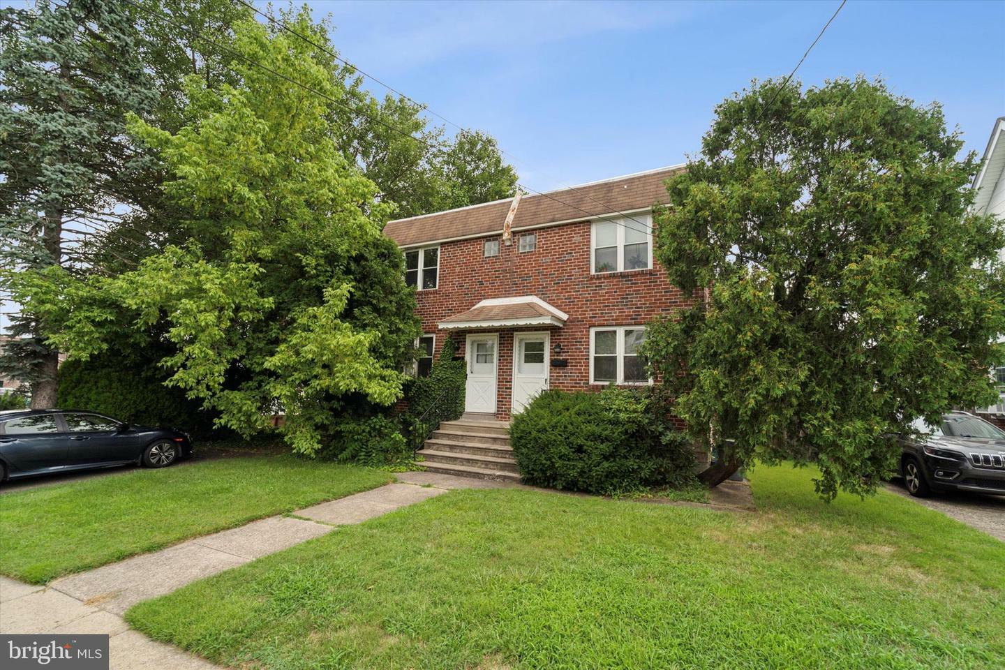 Property Photo:  7923 Barnes Street  PA 19111 