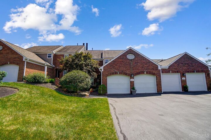 5475 Windridge Court  Columbia Twp OH 45243 photo
