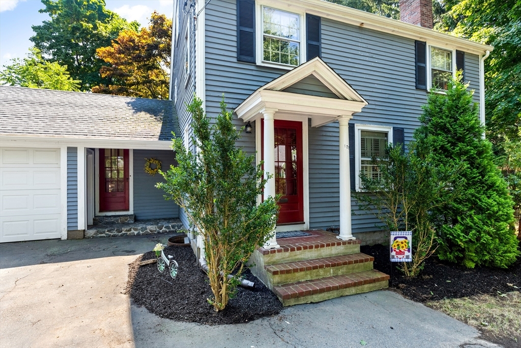 Property Photo:  123 Dodge St  MA 01915 