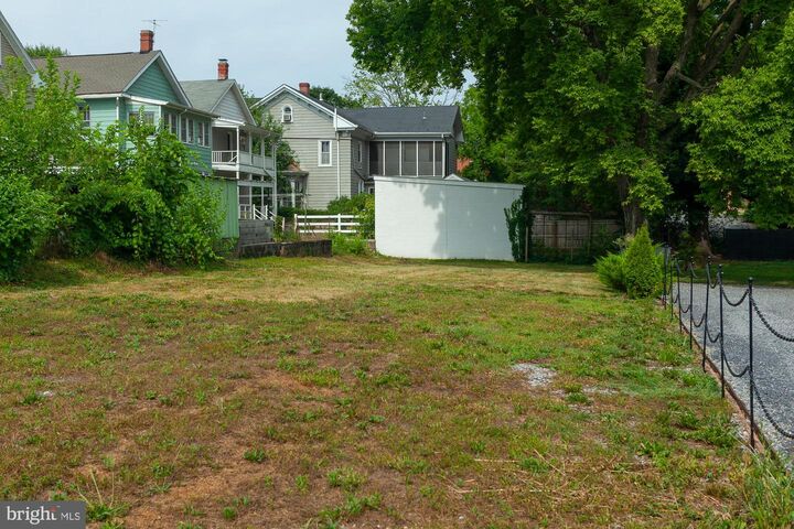 Property Photo: 225 S Raleigh Street WV 25401