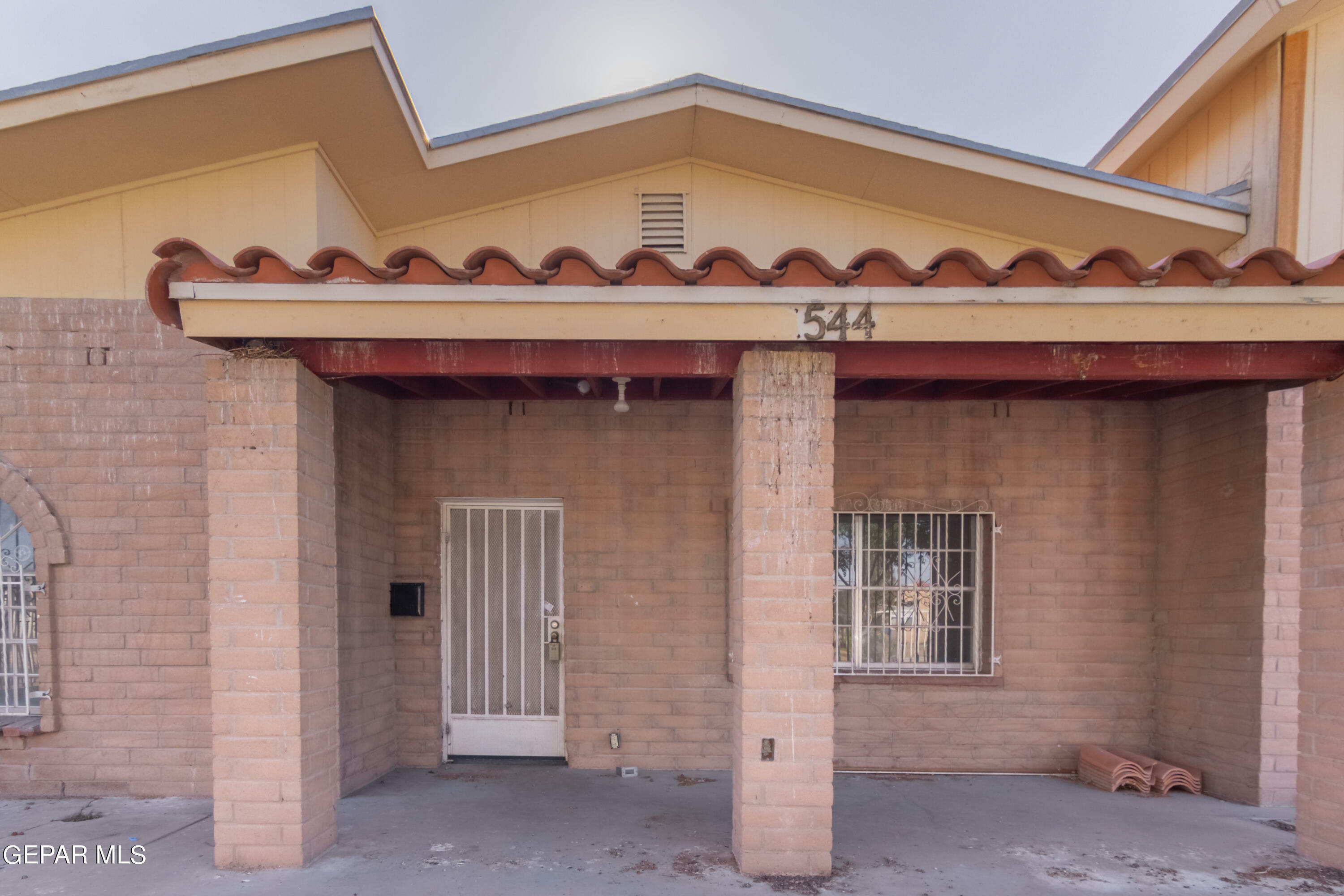 544 Barcelona Drive  El Paso TX 79905 photo