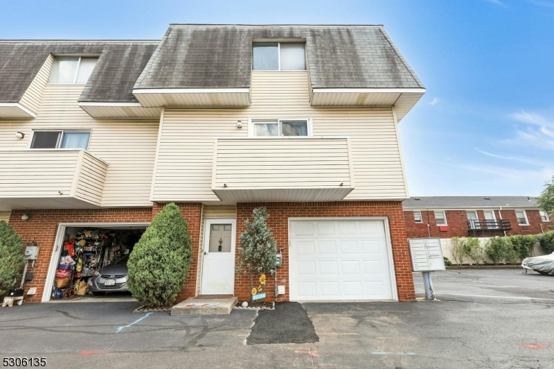 Property Photo:  506 Joralemon St 1  NJ 07109 