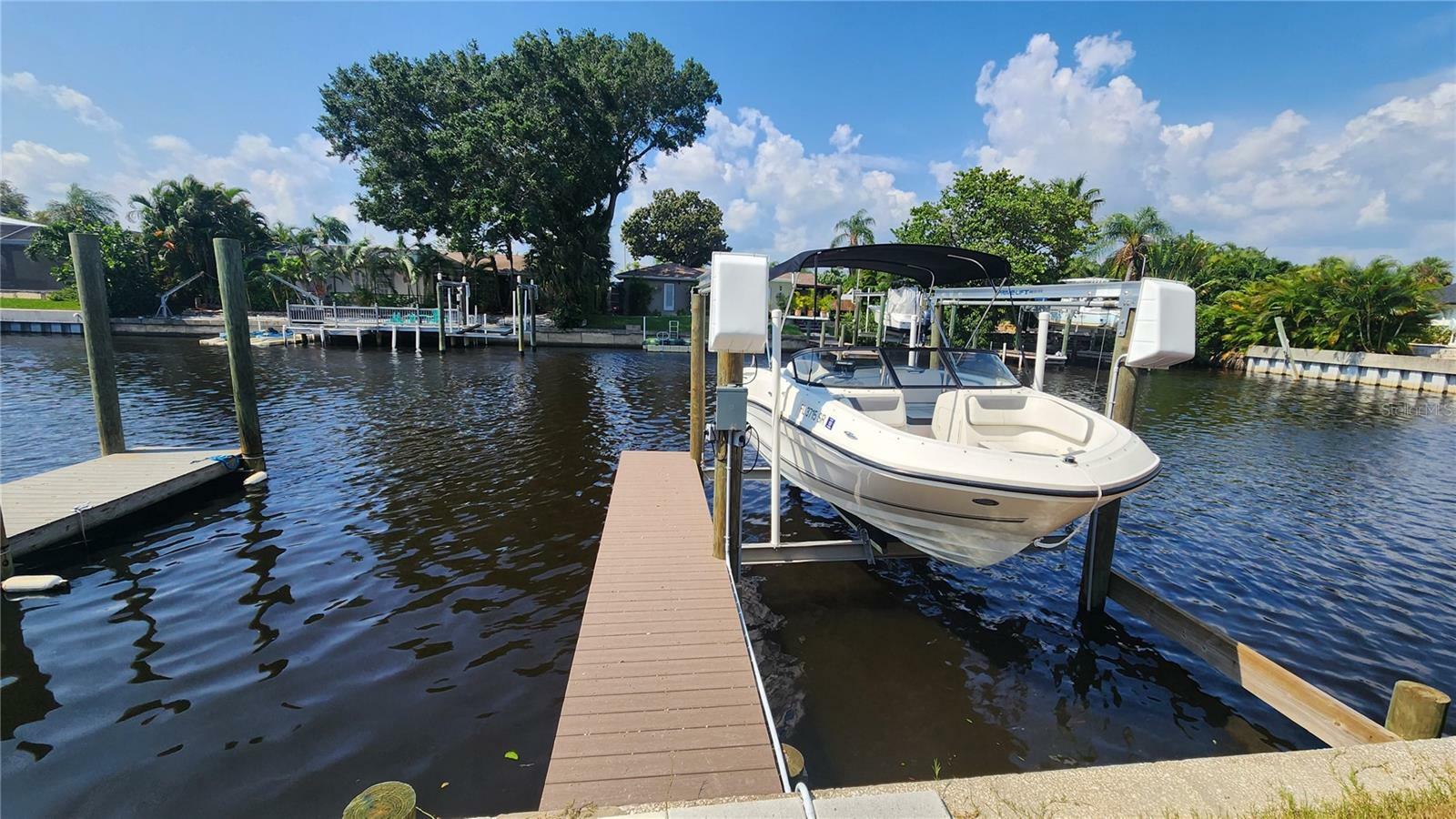 Property Photo:  8713 Bay Pointe Drive  FL 33615 