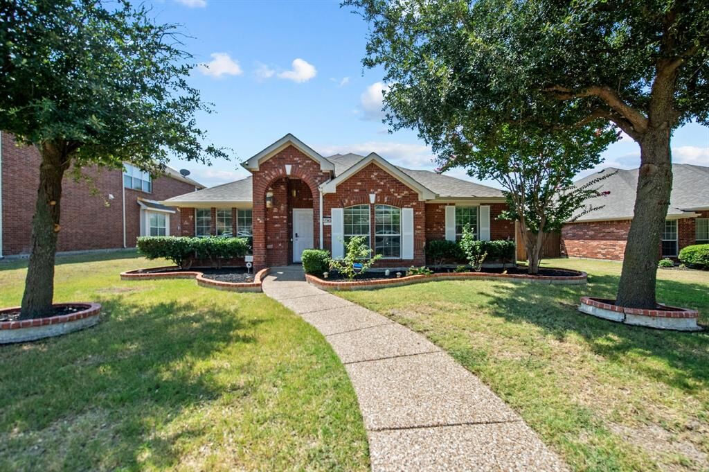 Property Photo: 11945 Stephenville Drive TX 75035