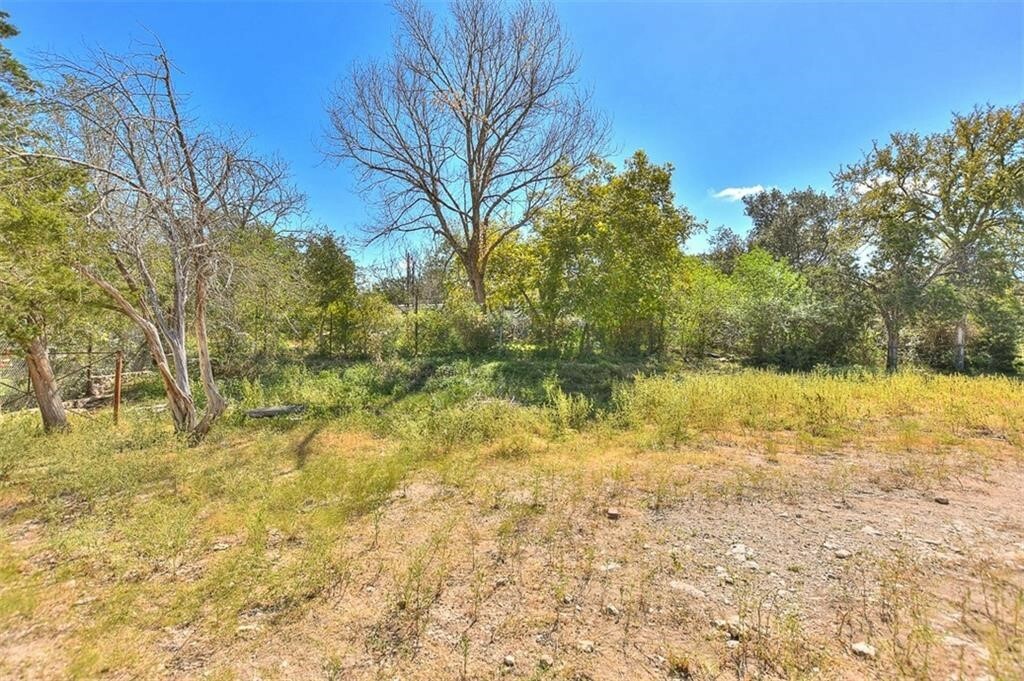 Property Photo:  208 Chaparral Drive  TX 78642 