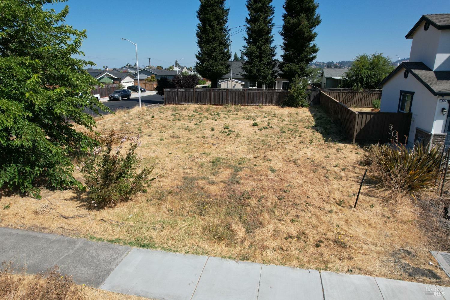 Property Photo:  1411 Dogwood Drive  CA 95403 