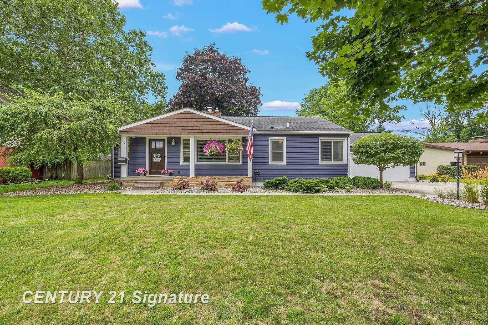 34 E Sharlear Drive  Essexville MI 48732 photo