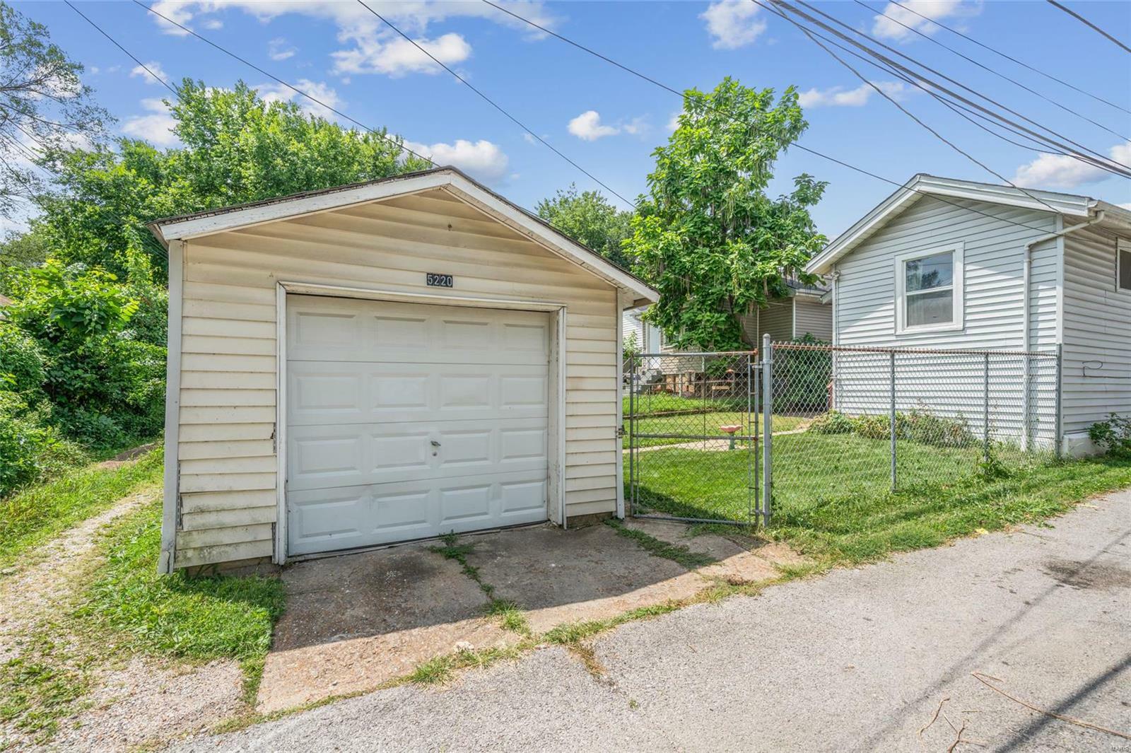 Property Photo:  5220 Steffens Avenue  MO 63116 