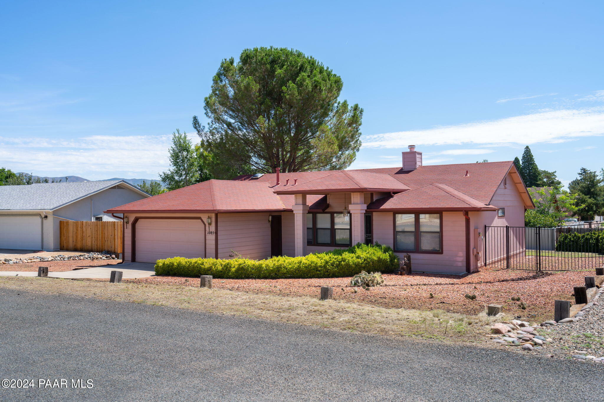 Property Photo:  1085 N Latigo Lane  AZ 86327 