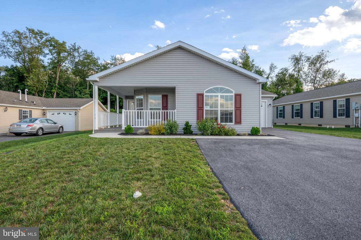 Property Photo:  11 Laurie Drive  PA 17257 