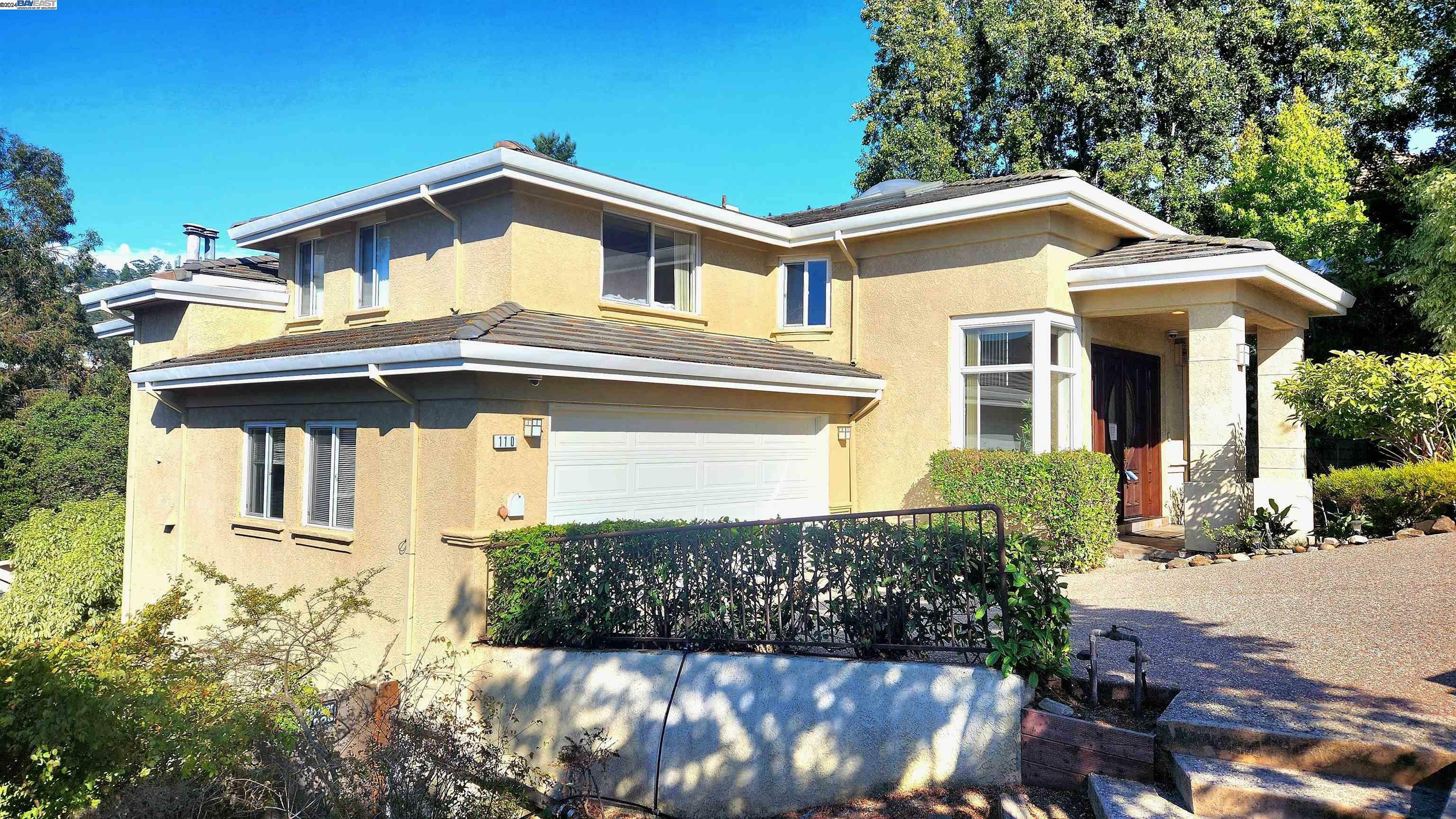 Property Photo:  110 Sheridan Rd  CA 94618 