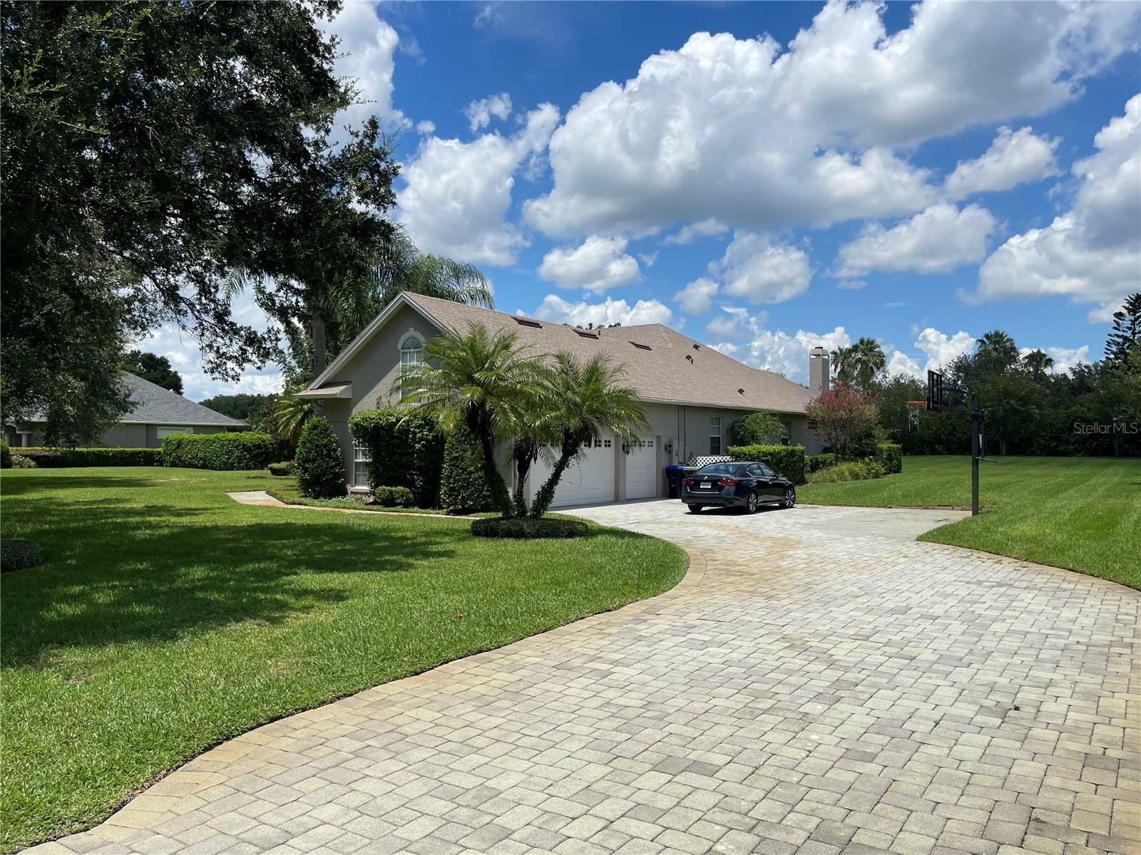 Property Photo:  13702 Lake Cawood Drive  FL 34786 