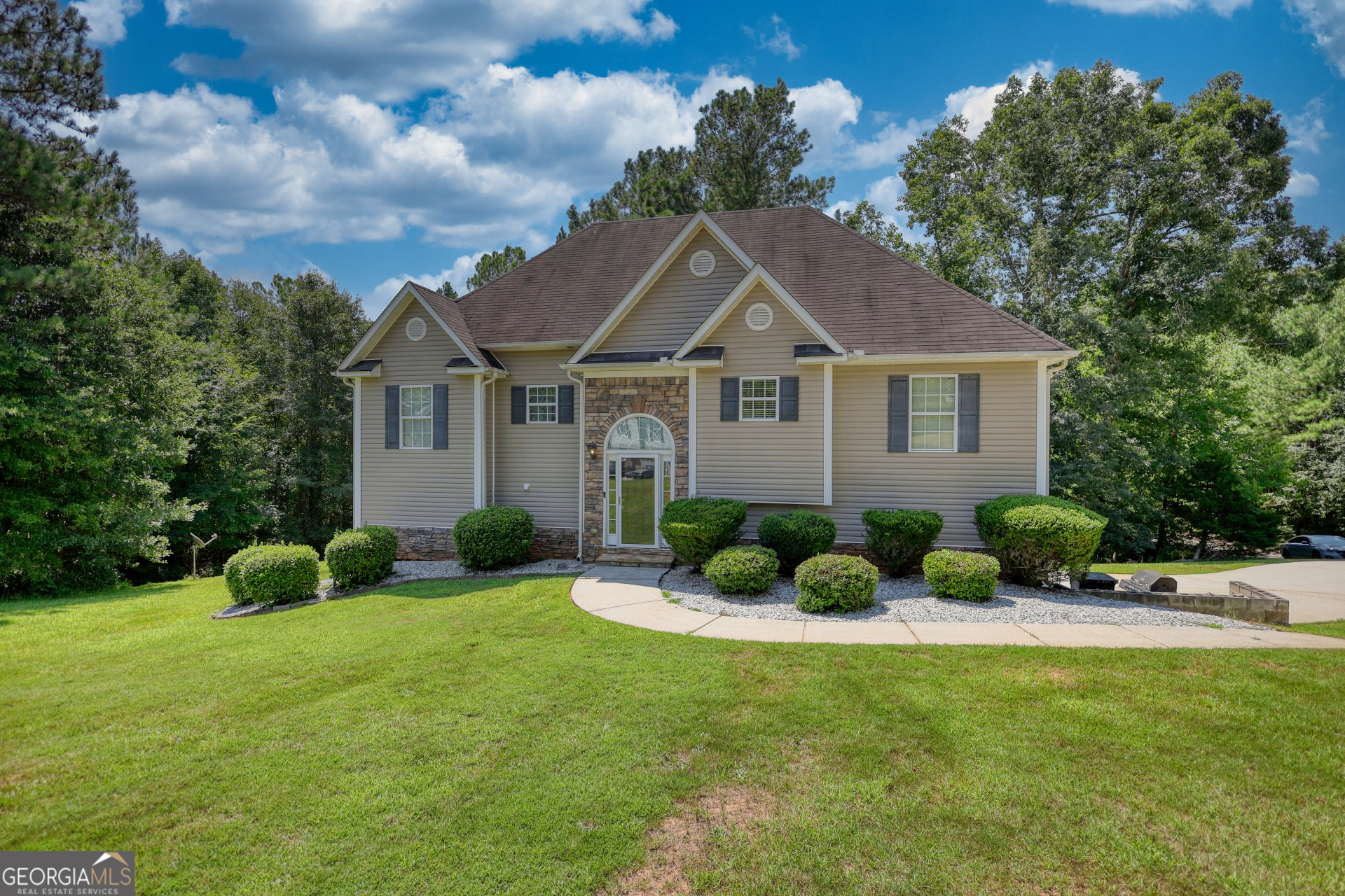 Property Photo:  95 Shenandoah Lane  GA 30016 